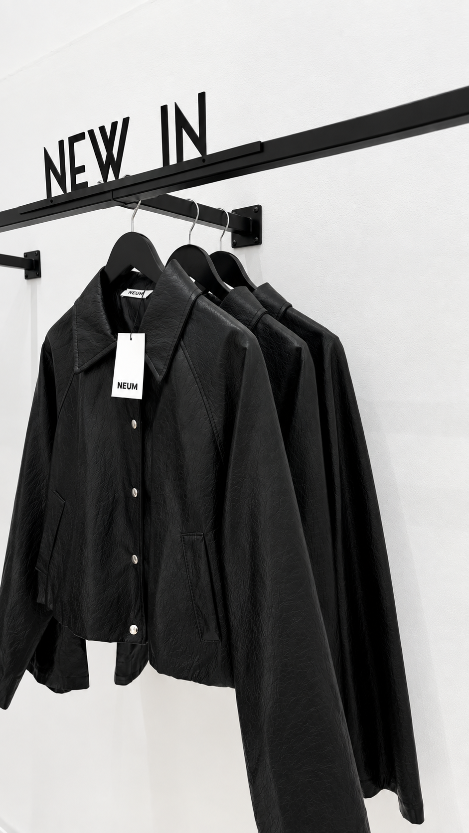 Bomber color negro