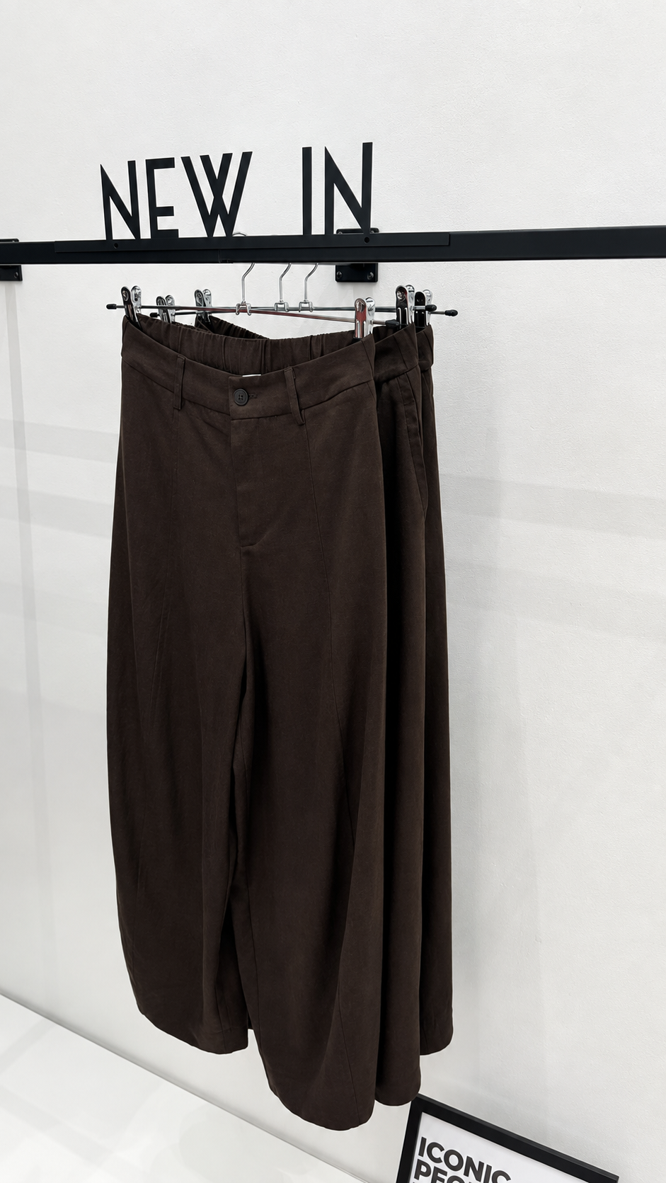 Pantalón baggy espiga