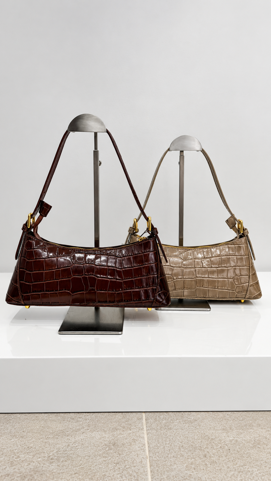 Shoulder bag taupe