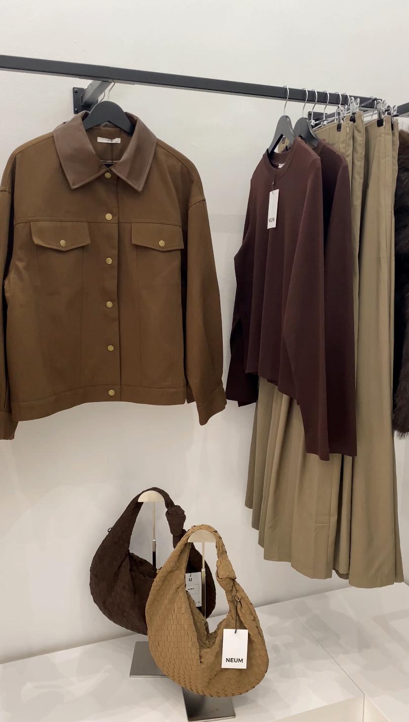 Cazadora solapa efecto polipiel