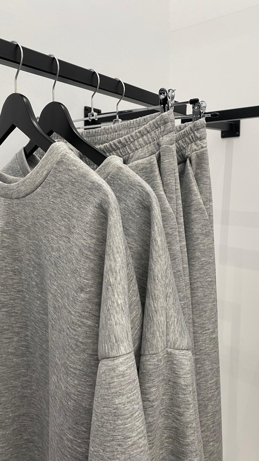 Sudadera chándal gris