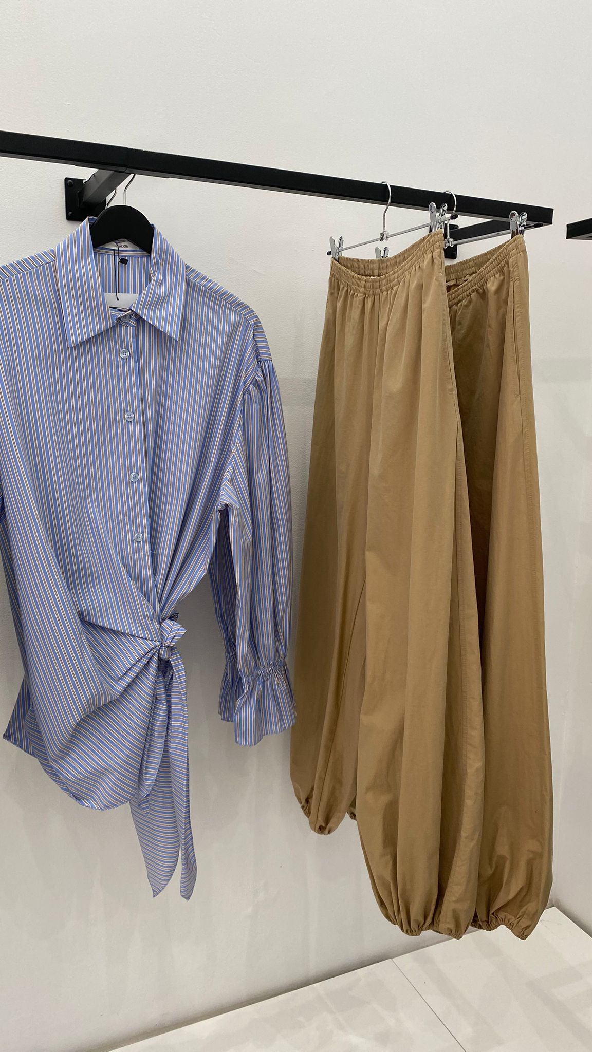 Pantalón bombacho engomado