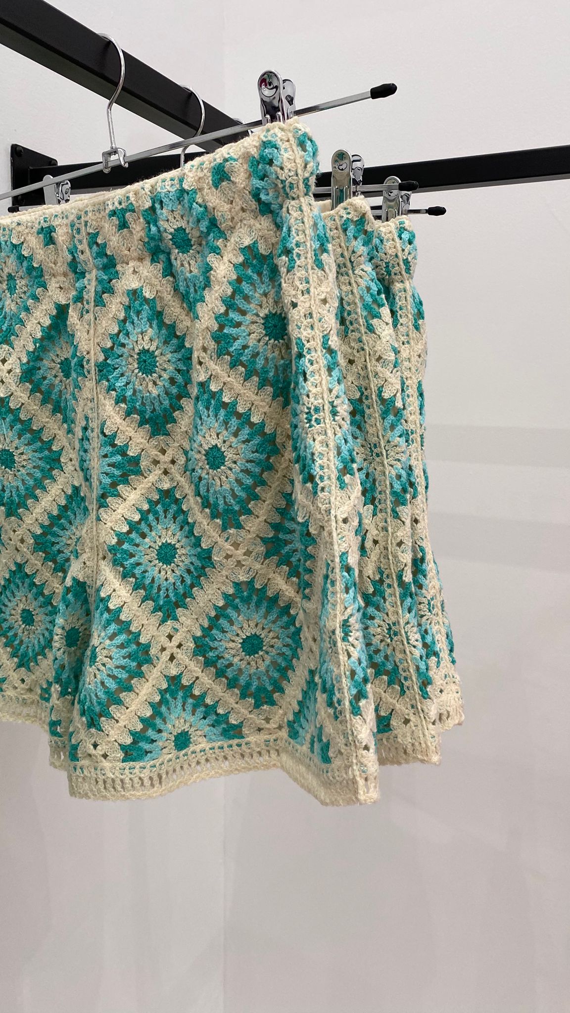 Short crochet
