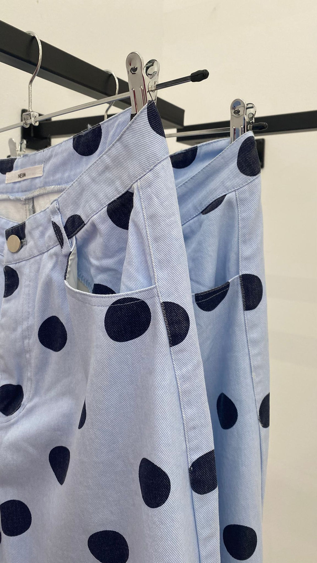 Jeans dots