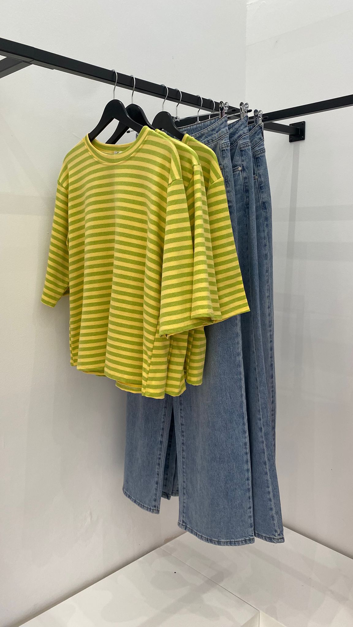 Camiseta básica verde - lima