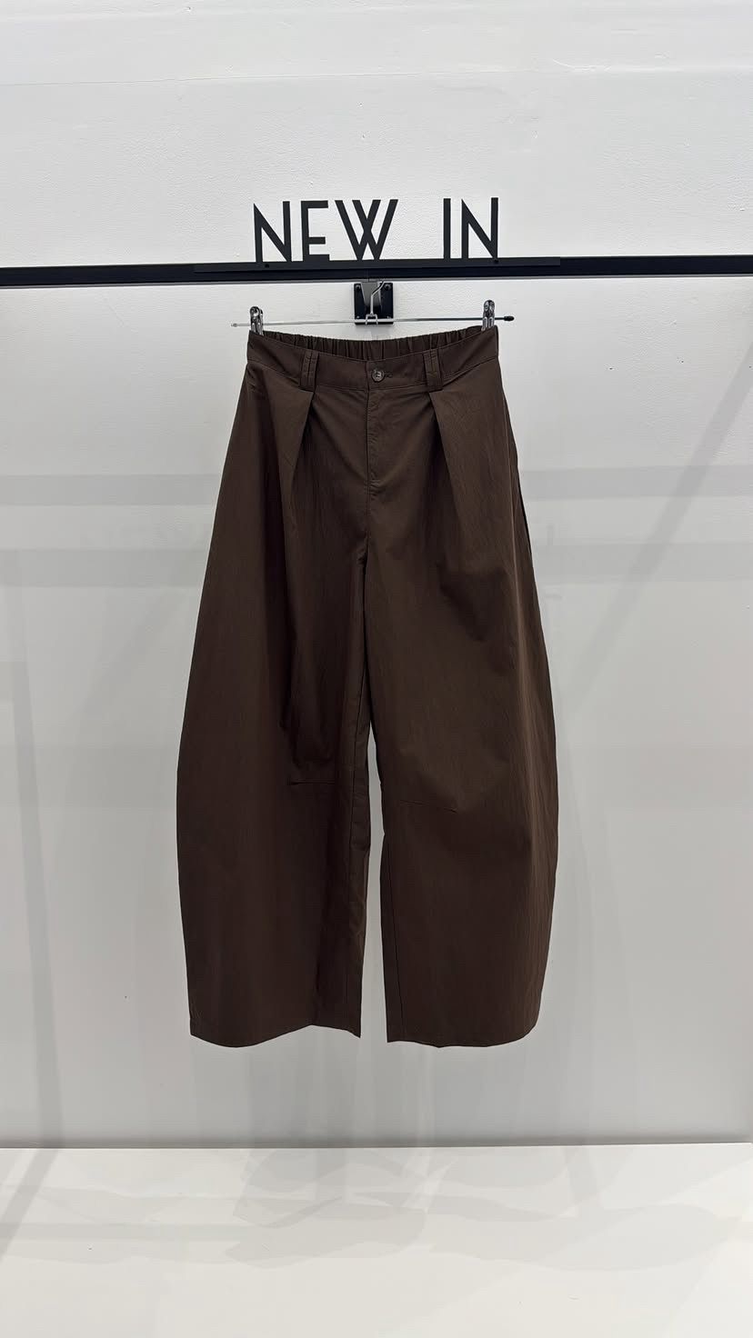 Pantalón efecto japo con pinzas