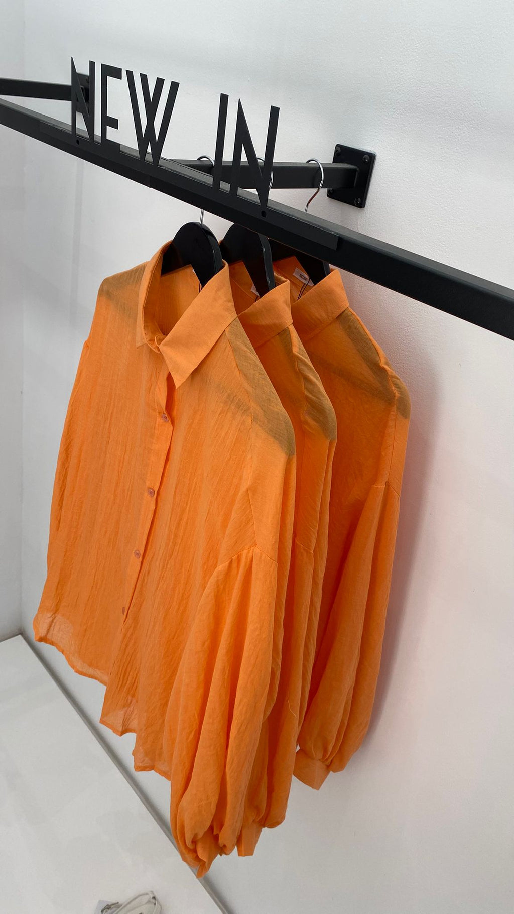 Camisa naranja