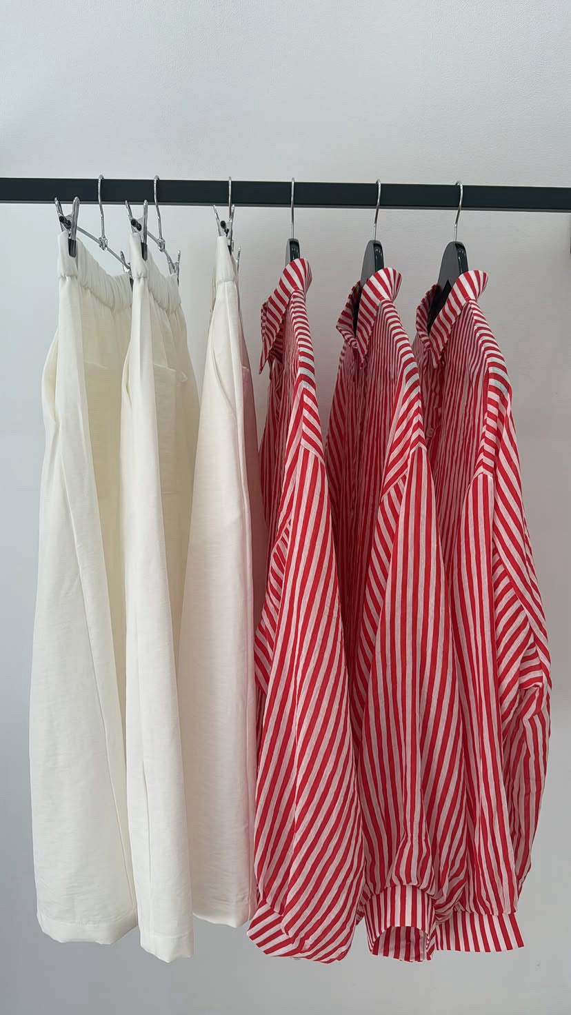 Camisa a rayas roja blanca