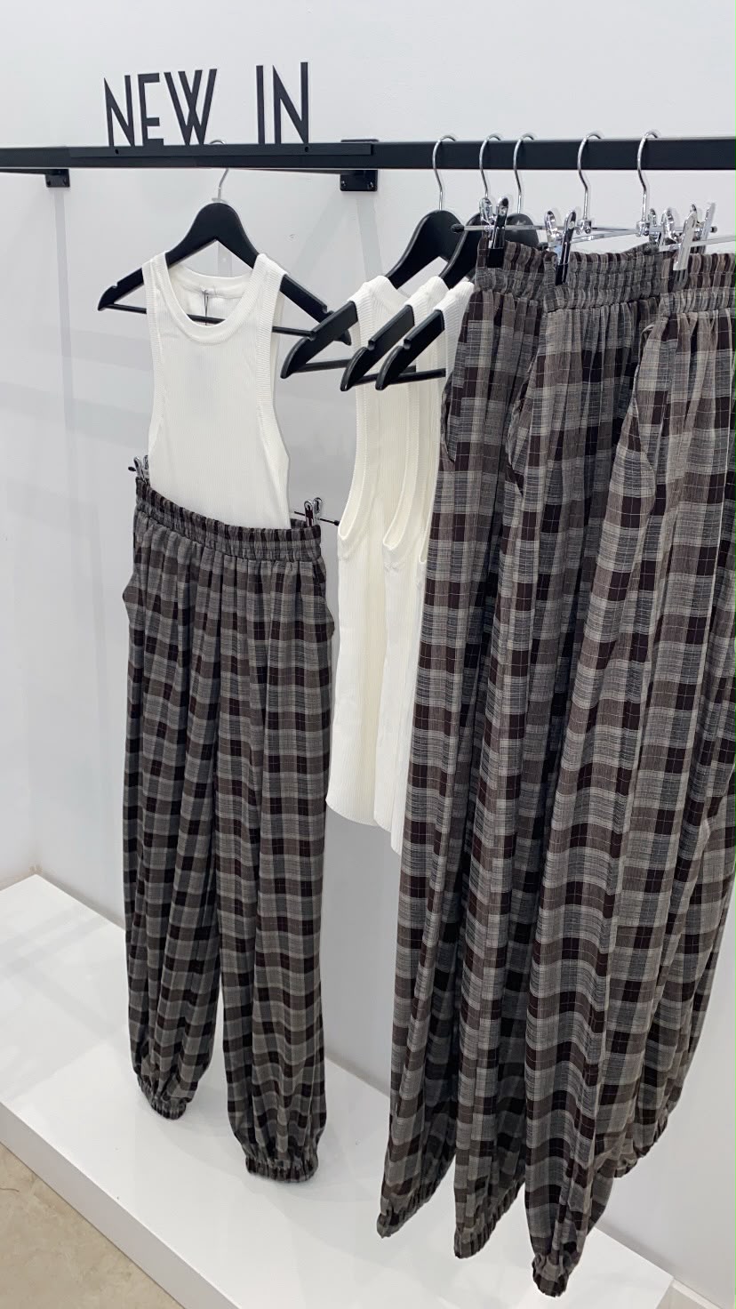 Pantalón bombacho cuadros