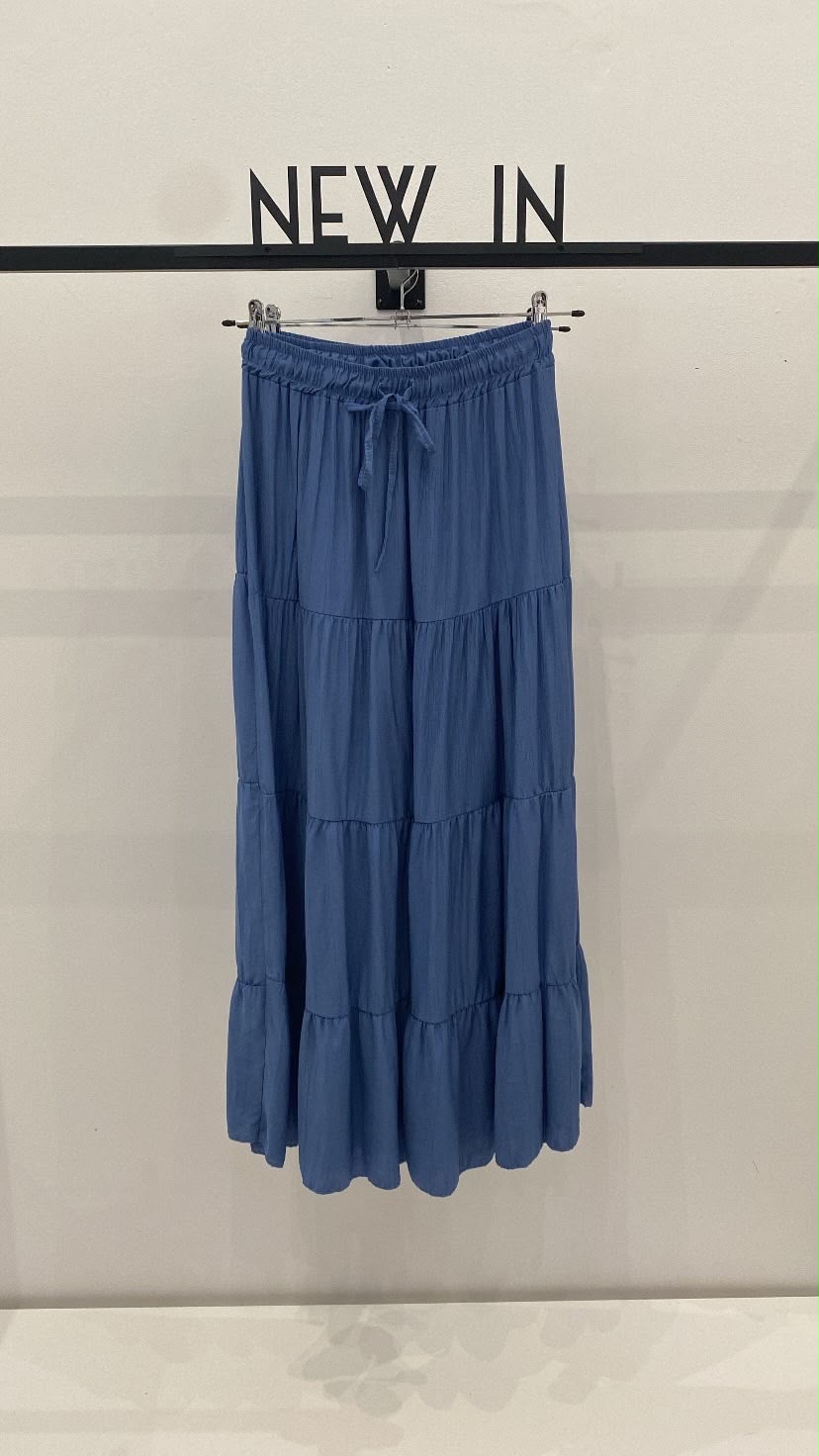 Falda larga azul índigo