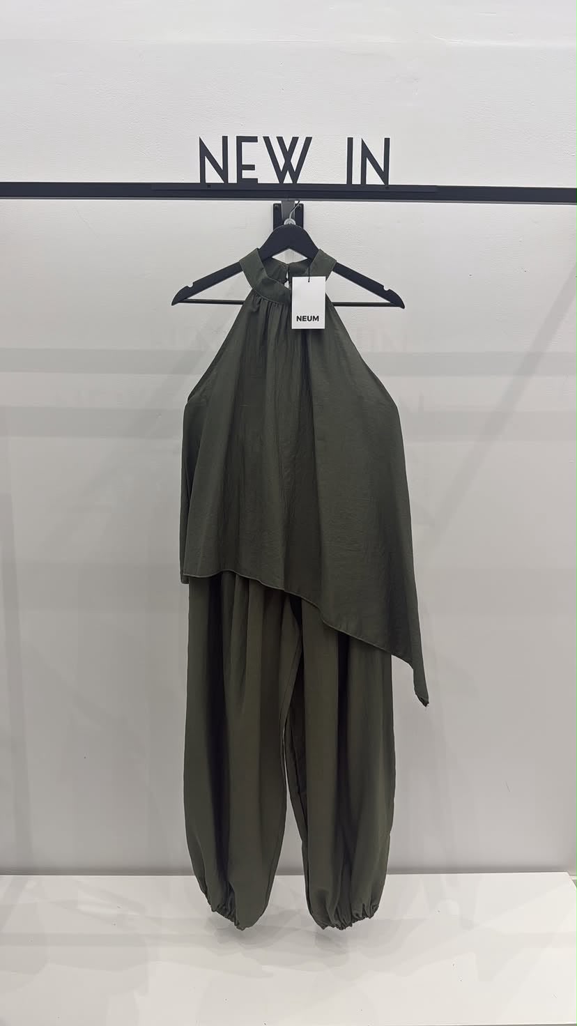 Conjunto falso lino