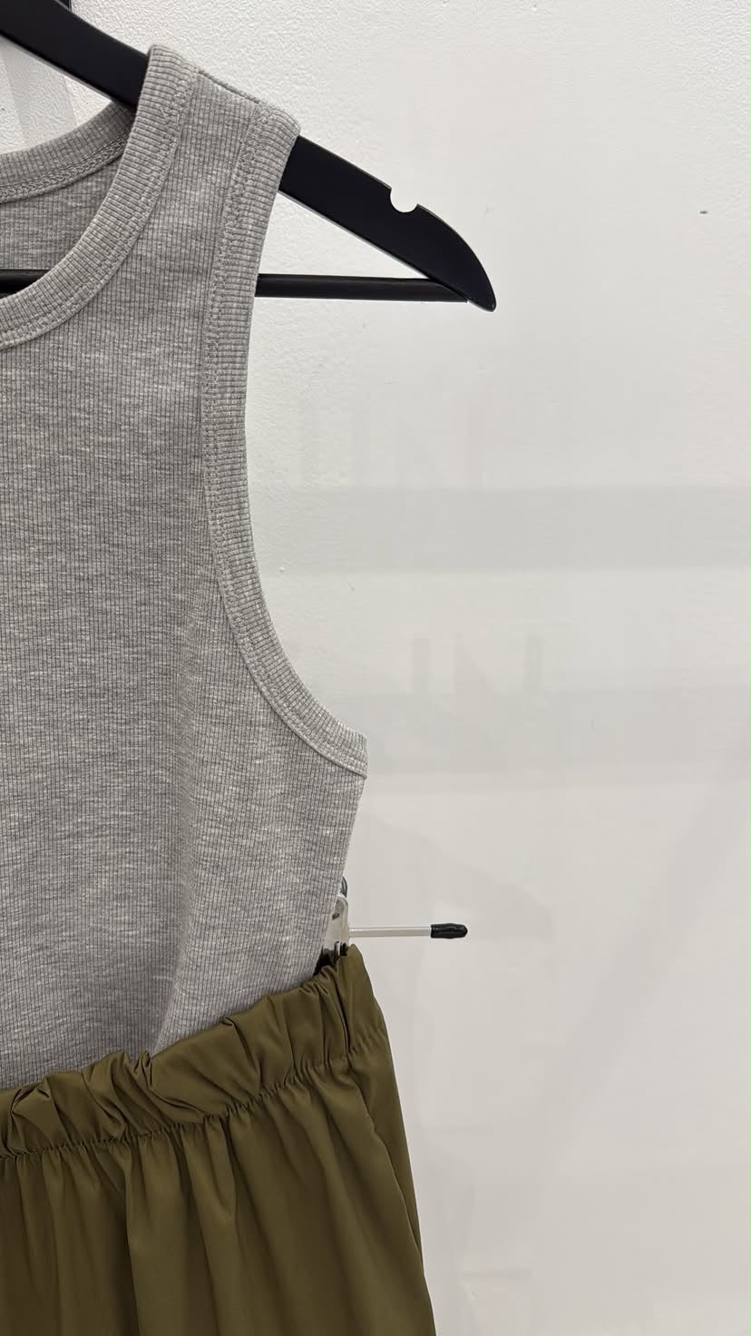 Pantalón verde militar