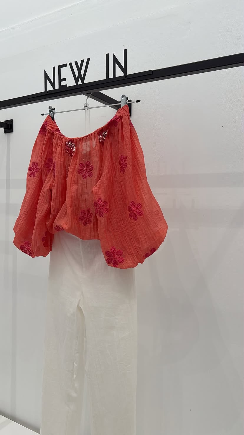 Blusa hombros caídos