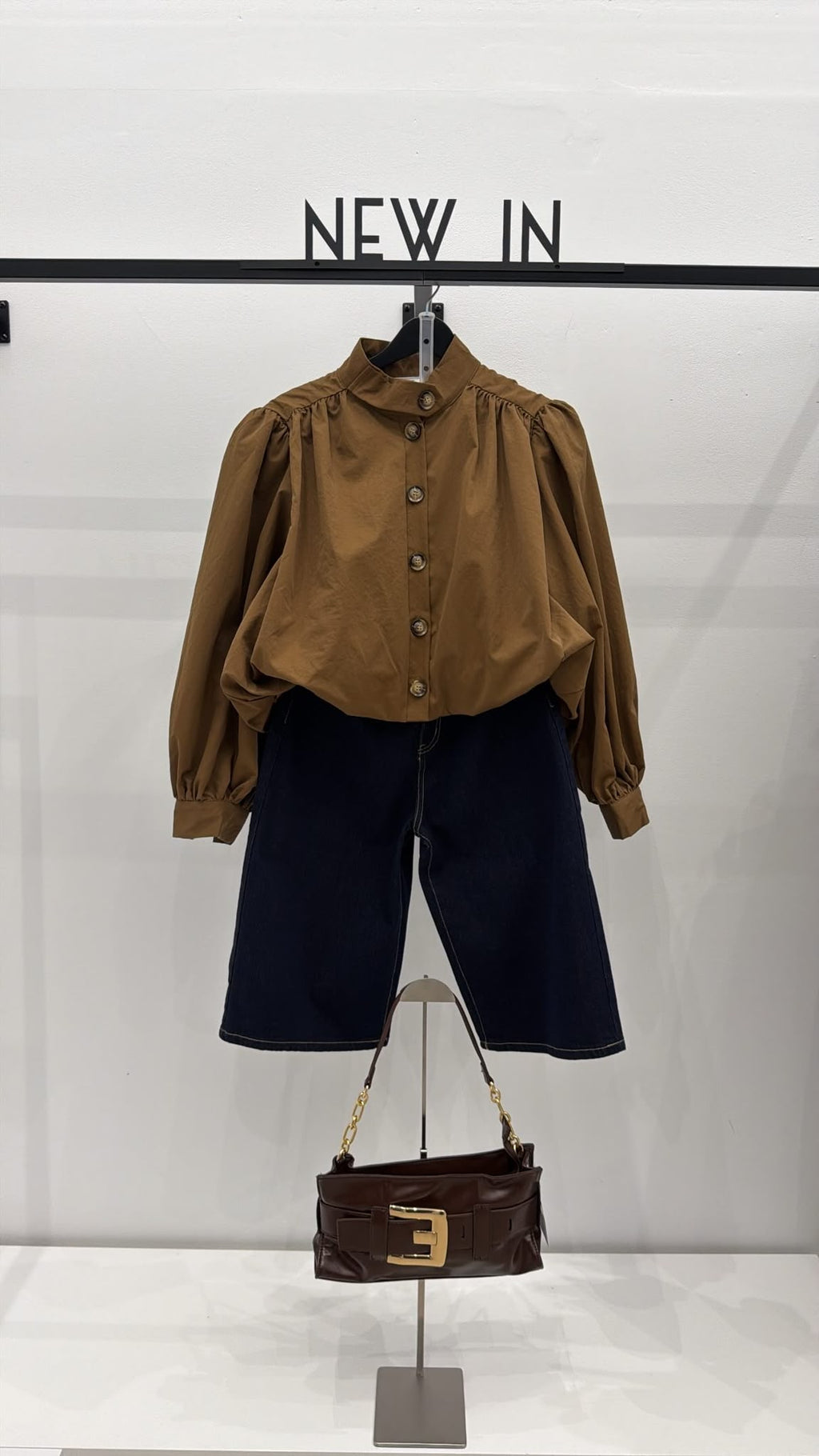 Camisa crop beige