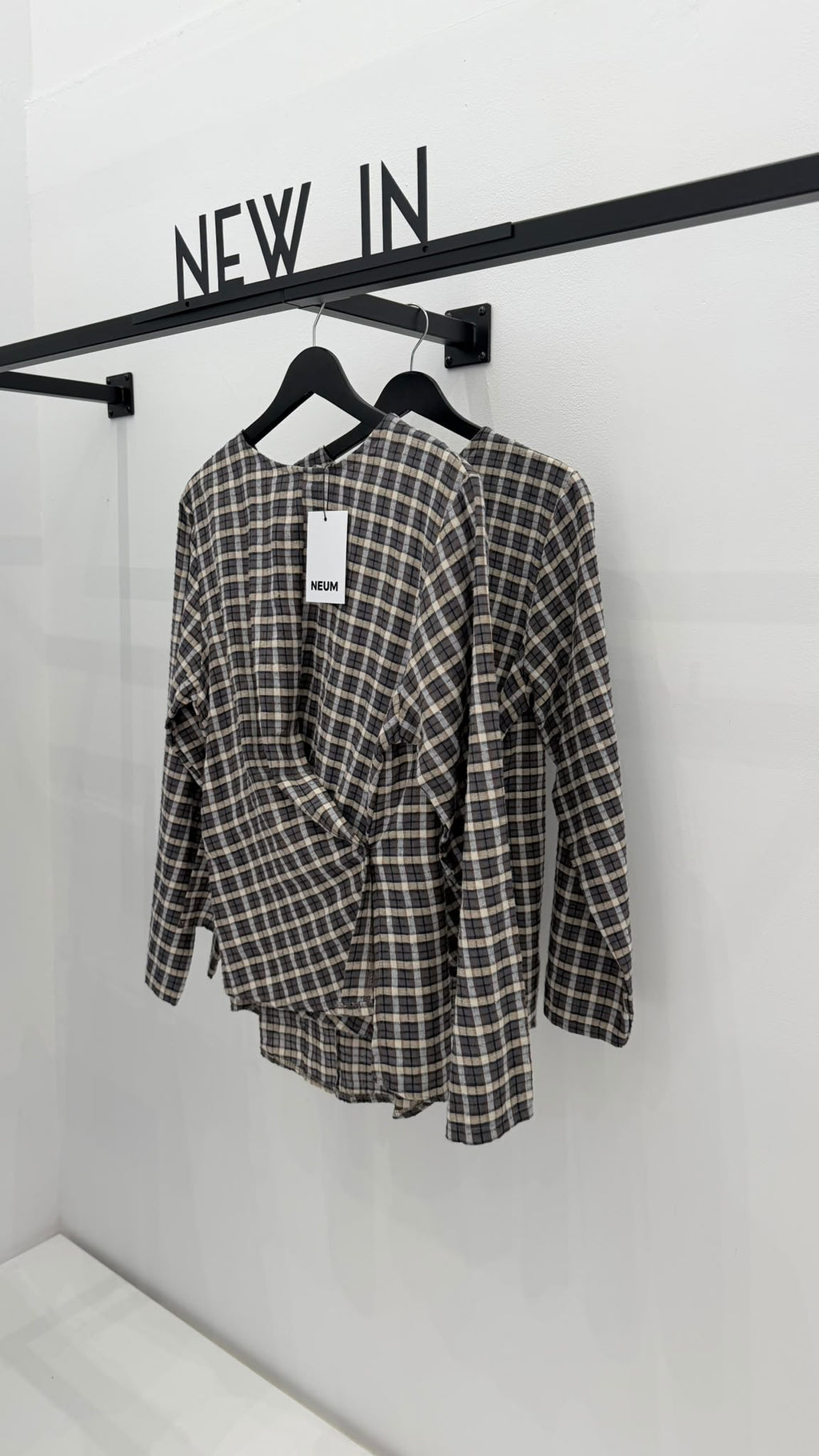 Camisa cruzada cuadro gris + taupe