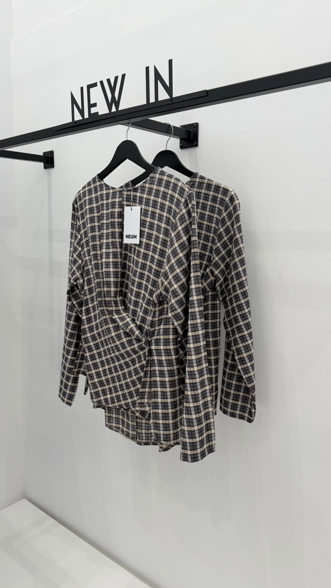 Camisa cruzada cuadro gris + taupe