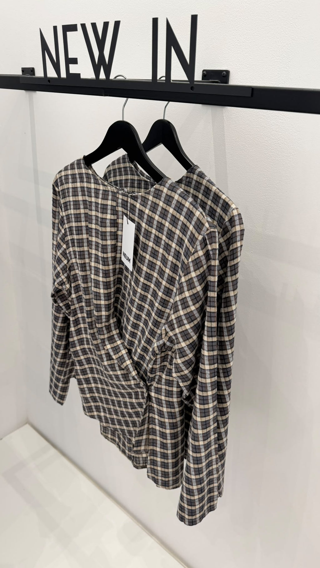 Camisa cruzada cuadro gris + taupe