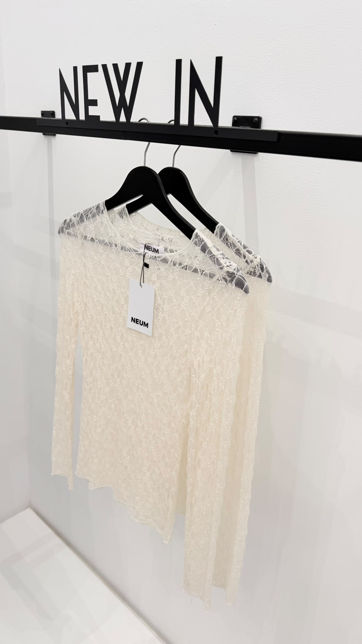 Camiseta encaje blanca