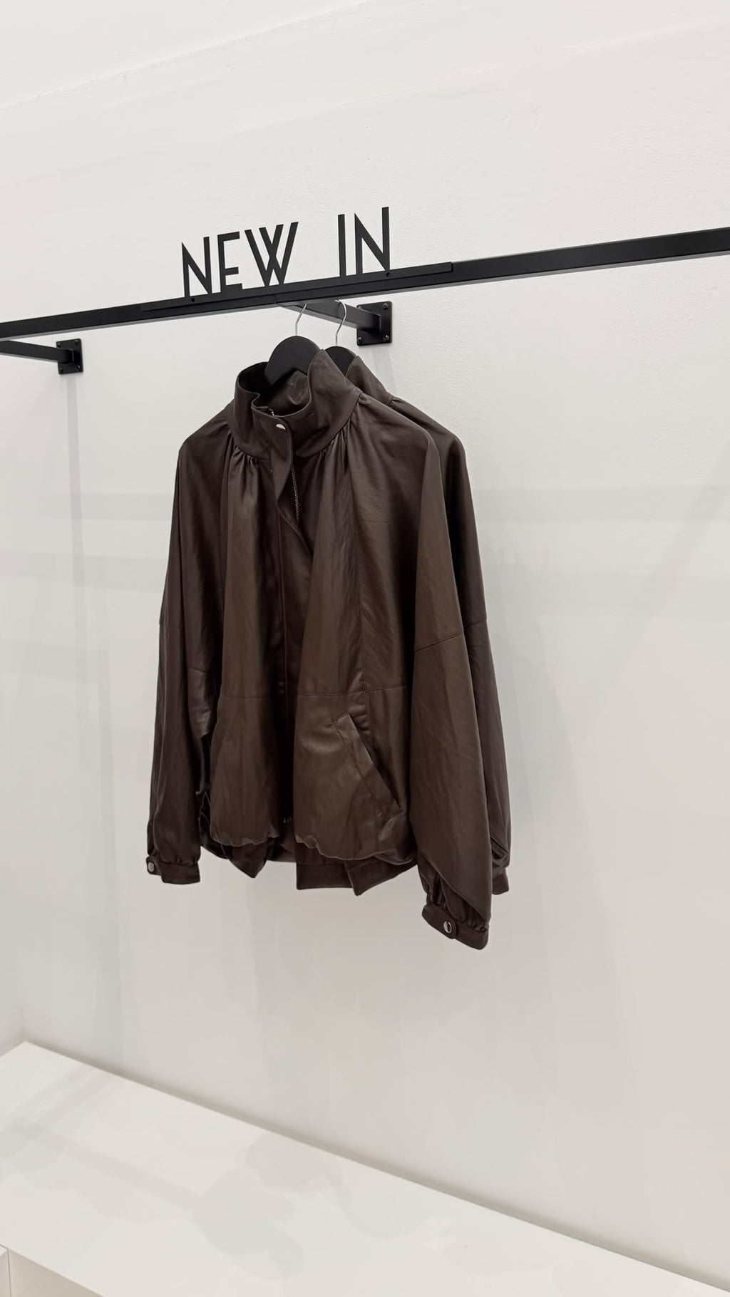 Bomber chocolate manga murciélago efecto piel