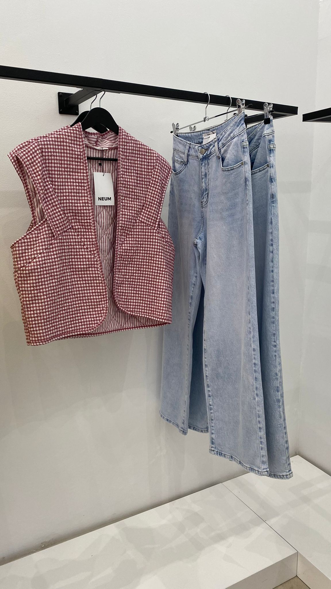 Chaleco vichy morado